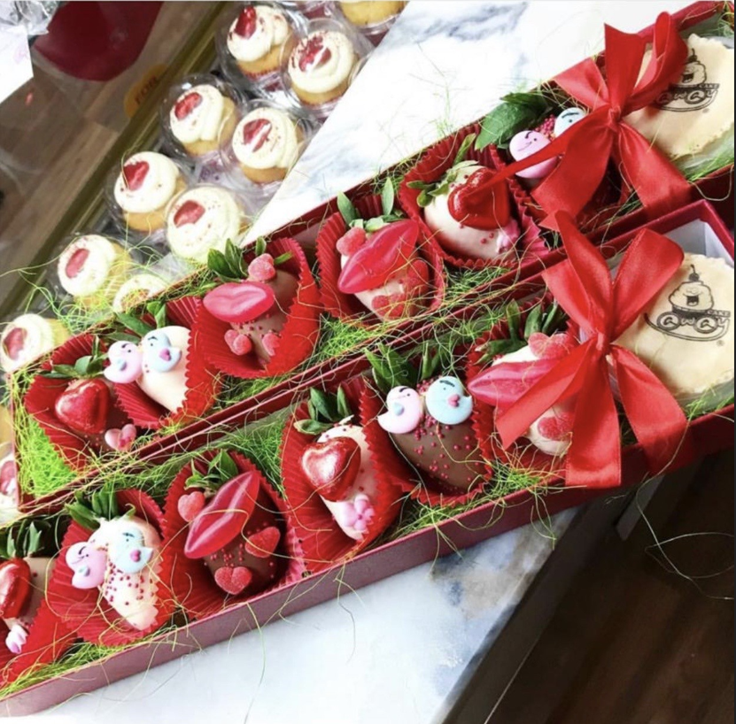 Valentines Dipped Strawberries